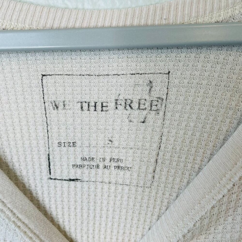 We The Free Cream Waffle Thermal Knit Curved Hem Long Sleeve Scoop Neck | Small - Picture 2 of 8
